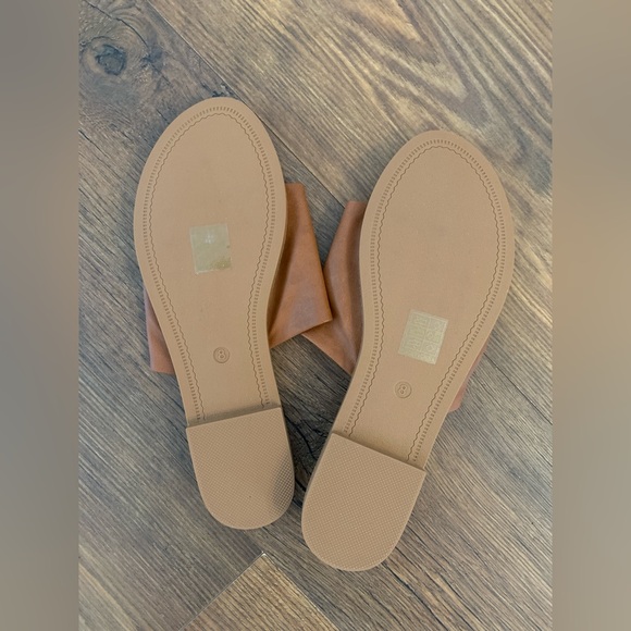 Grace & Lace Slide Sandals Size 8 - Picture 2 of 3